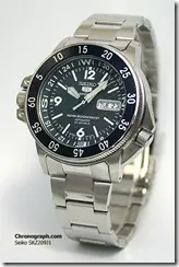 "Made in Japan" text on the dial differs the SKZ209J from the more common SKZ207K